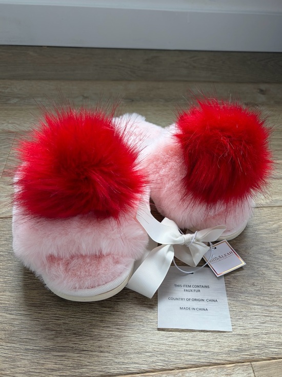 Shiraleah Pink Faux Fur Slippers with Red Pom - Picture 2 of 5